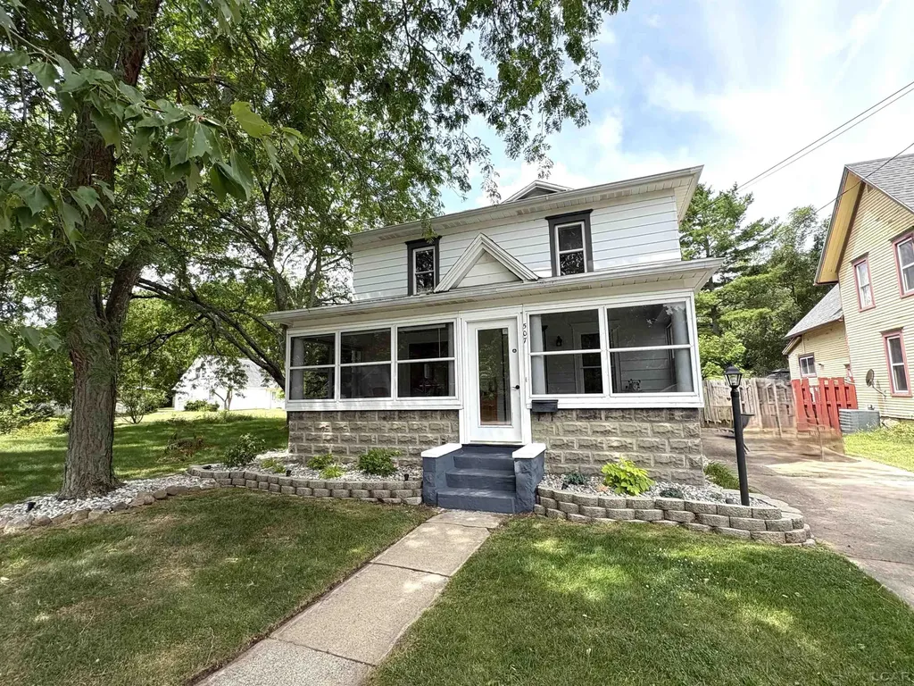 507 S Pearl Street Tecumseh City MI 49286