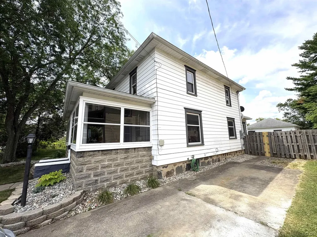 507 S Pearl Street Tecumseh City MI 49286