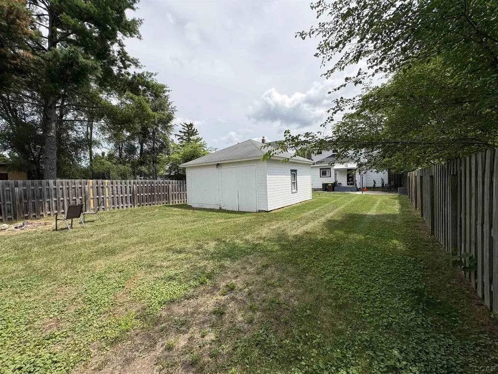507 S Pearl Street Tecumseh City MI 49286