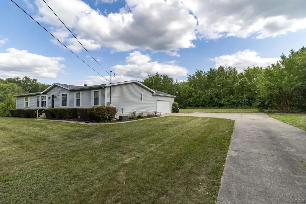 5043 N Adrian Highway Raisin Township MI 49221