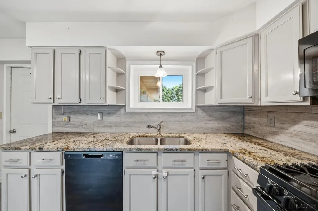 6573 Pawson Road Franklin Township MI 49265