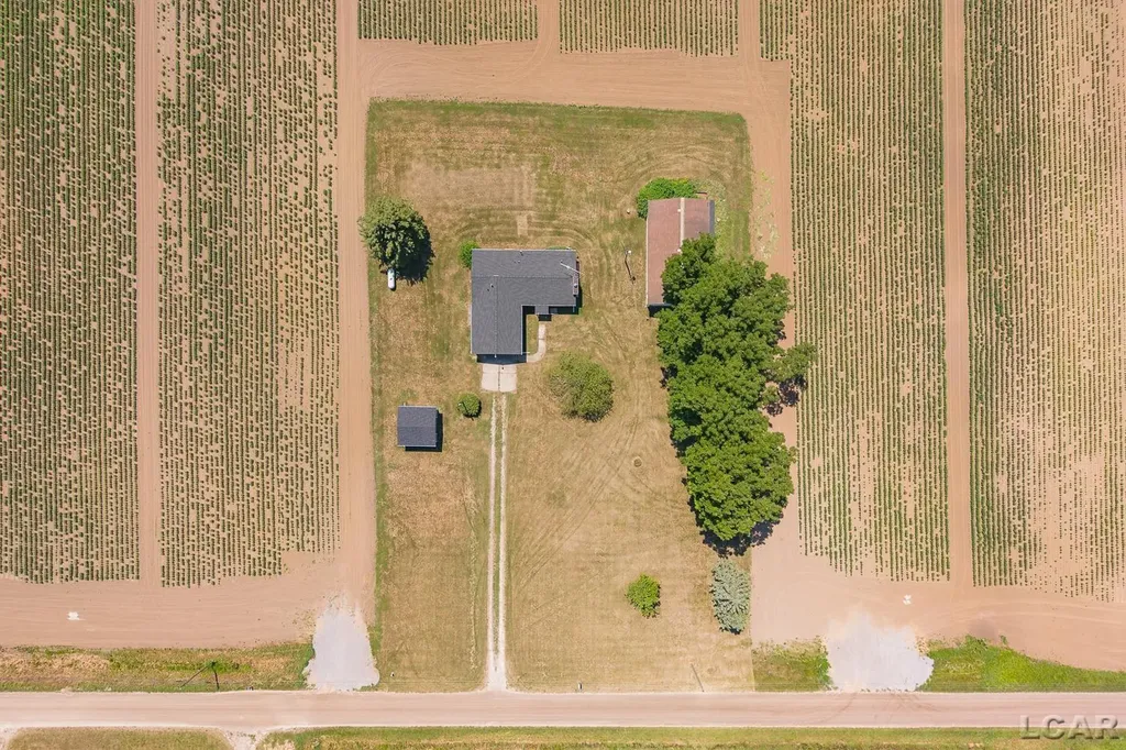 5137 Cook Road Palmyra Township MI 49268