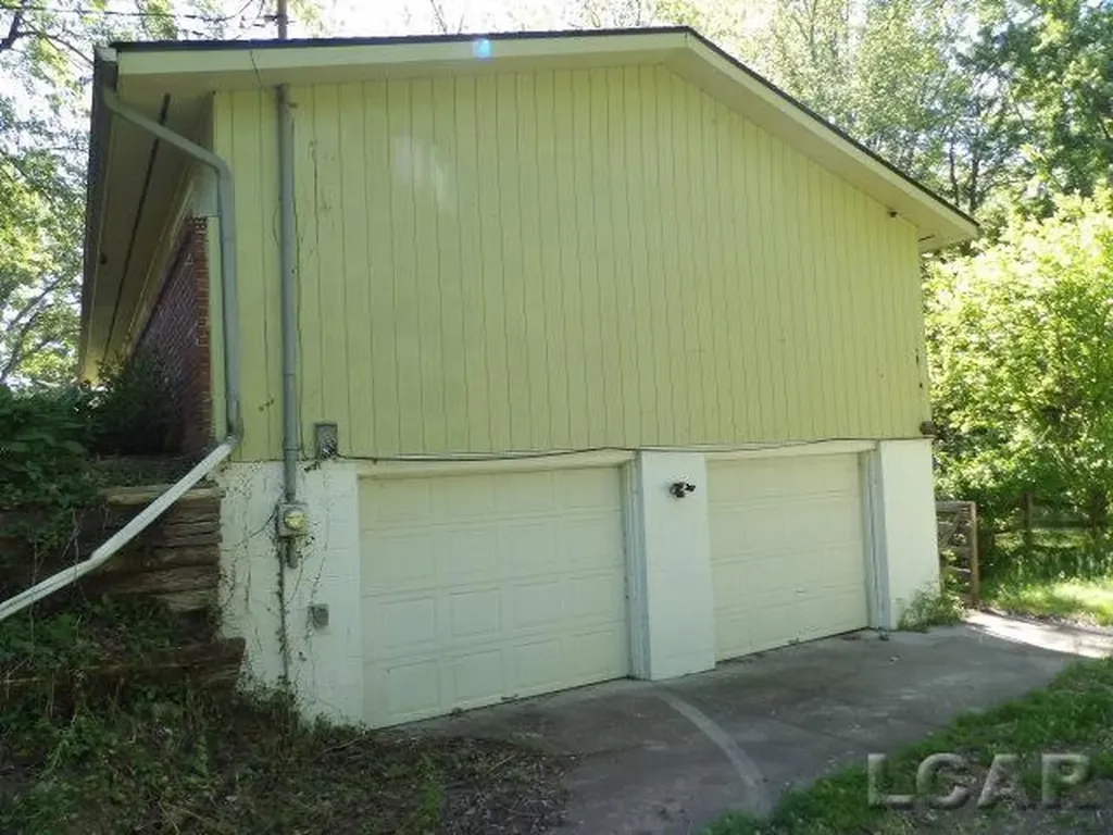 3251 Maplewood Avenue Bedford Township MI 48144