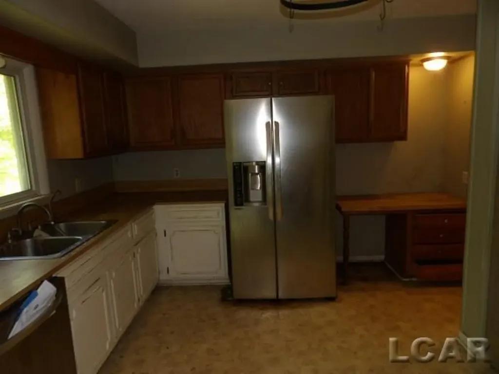 3251 Maplewood Avenue Bedford Township MI 48144