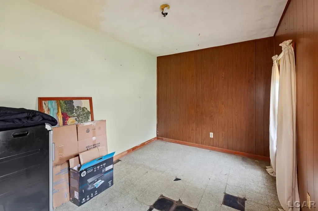 306 Summer Street Adrian City MI 49221