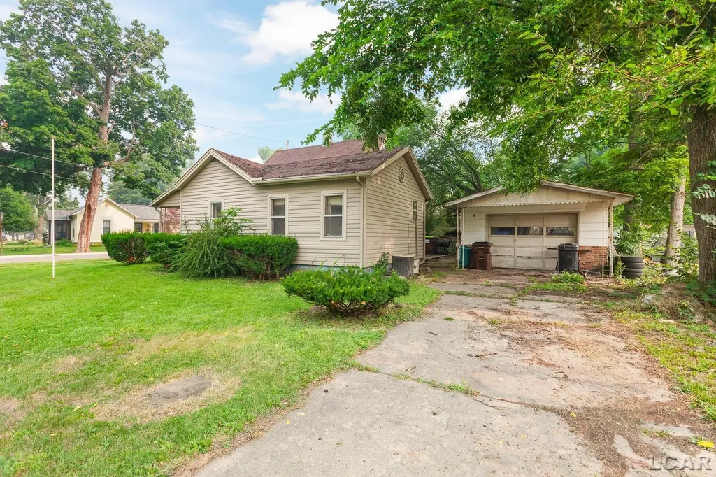 306 Summer Street Adrian City MI 49221