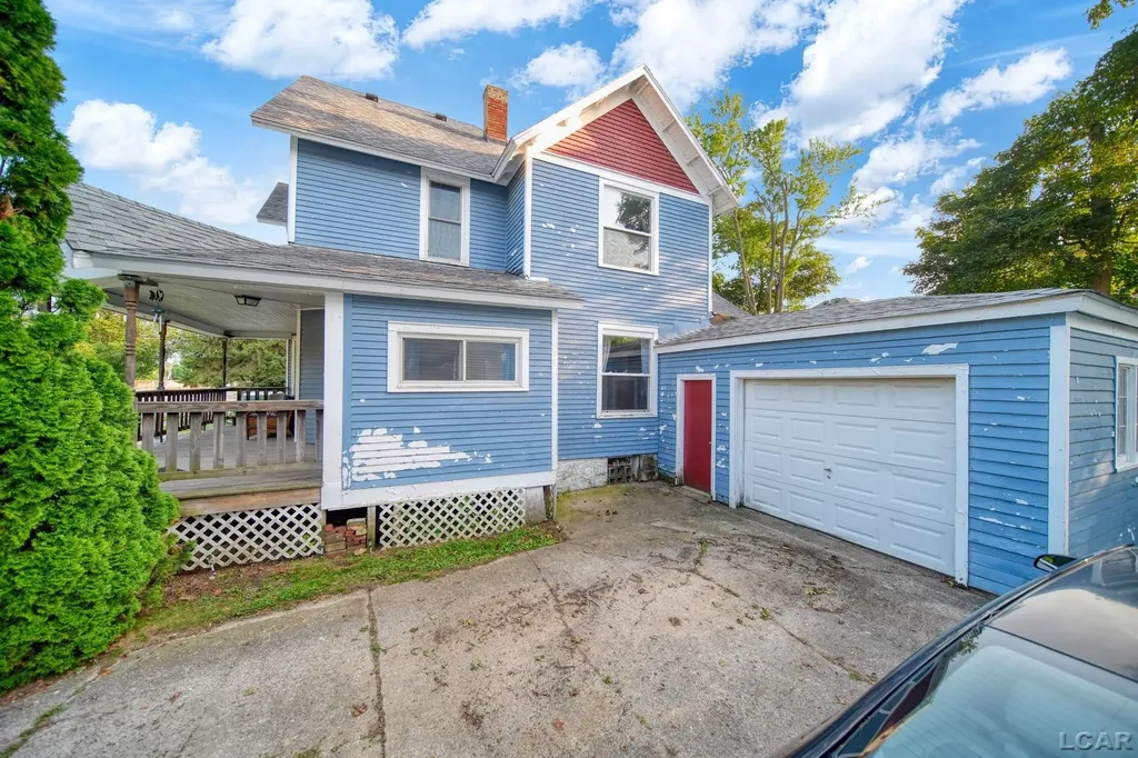 134 S Broad Street Hillsdale City MI 49242