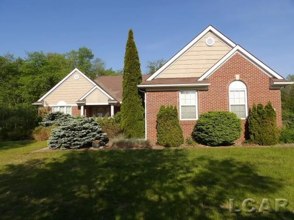 4324 Mckenna Drive Raisin Township MI 49221
