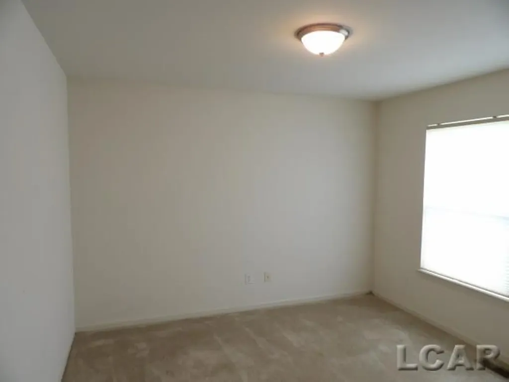 4324 Mckenna Drive Raisin Township MI 49221