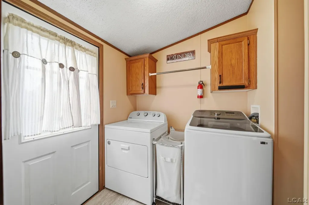 1052 Meanwell Road Dundee Township MI 48131