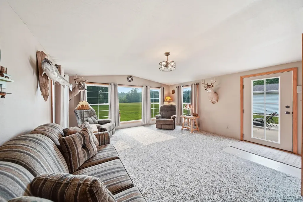 1052 Meanwell Road Dundee Township MI 48131