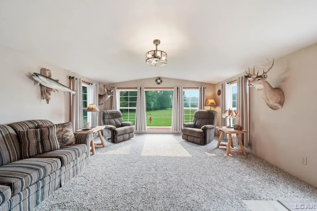 1052 Meanwell Road Dundee Township MI 48131