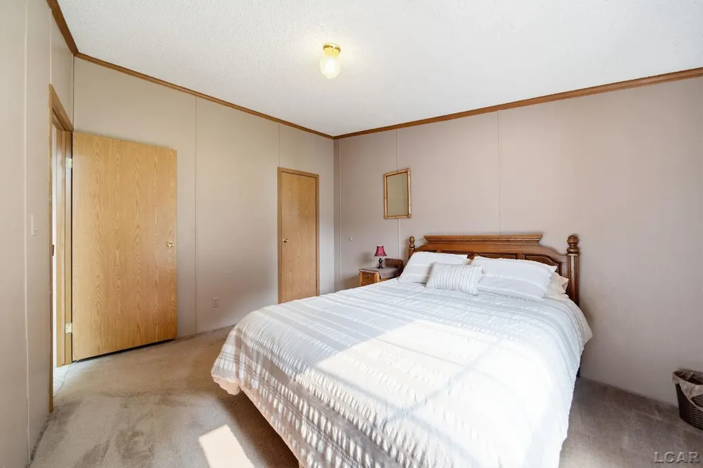 1052 Meanwell Road Dundee Township MI 48131