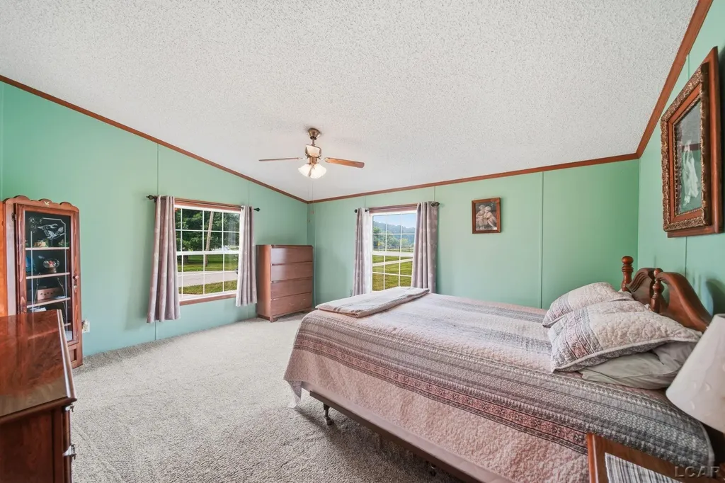 1052 Meanwell Road Dundee Township MI 48131
