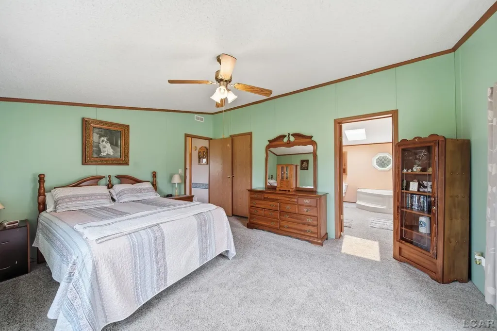 1052 Meanwell Road Dundee Township MI 48131