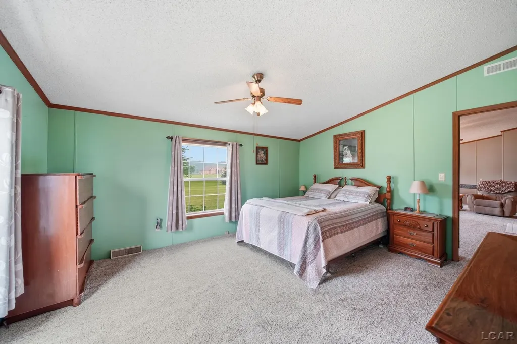 1052 Meanwell Road Dundee Township MI 48131