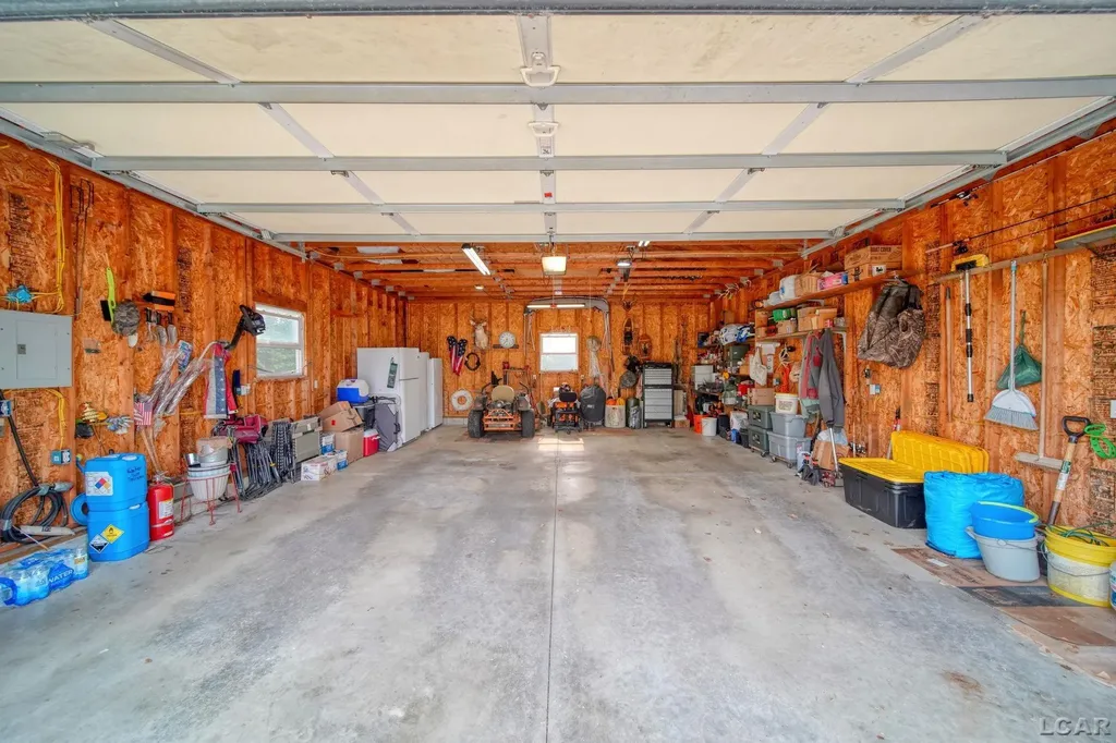 1052 Meanwell Road Dundee Township MI 48131