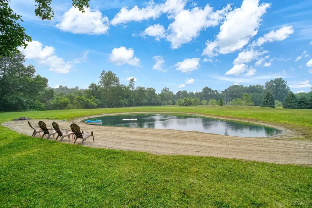 1052 Meanwell Road Dundee Township MI 48131