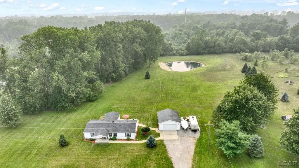 1052 Meanwell Road Dundee Township MI 48131