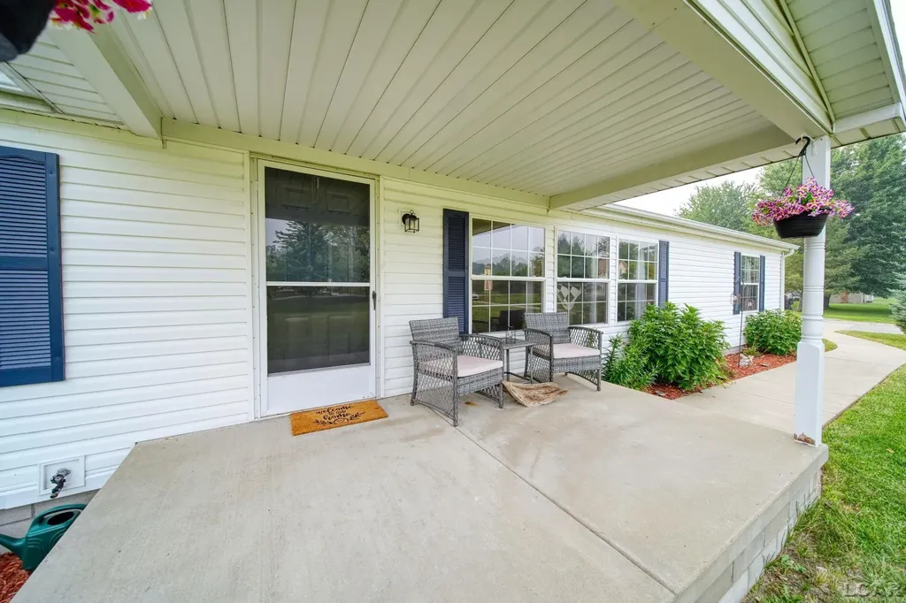 1052 Meanwell Road Dundee Township MI 48131