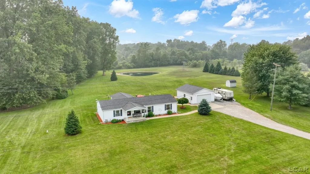 1052 Meanwell Road Dundee Township MI 48131