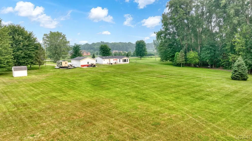 1052 Meanwell Road Dundee Township MI 48131