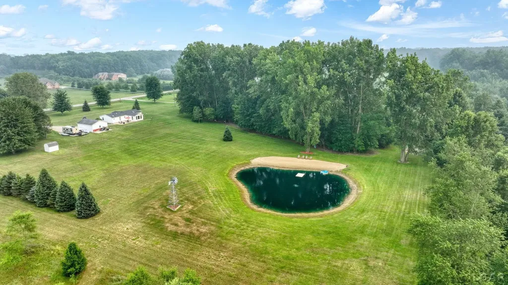 1052 Meanwell Road Dundee Township MI 48131