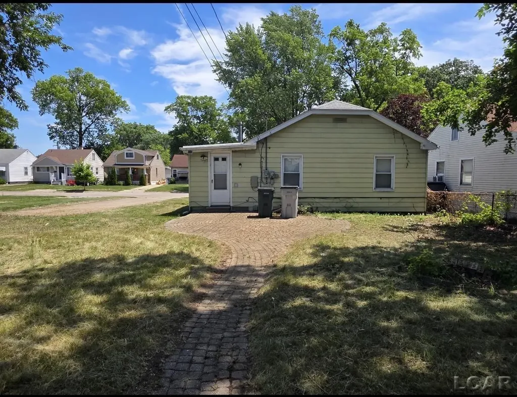 23785 Vance Street Hazel Park City MI 48030