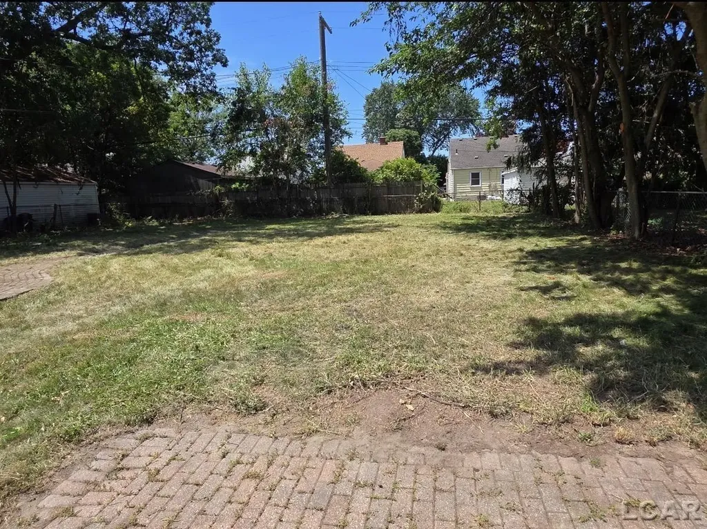 23785 Vance Street Hazel Park City MI 48030