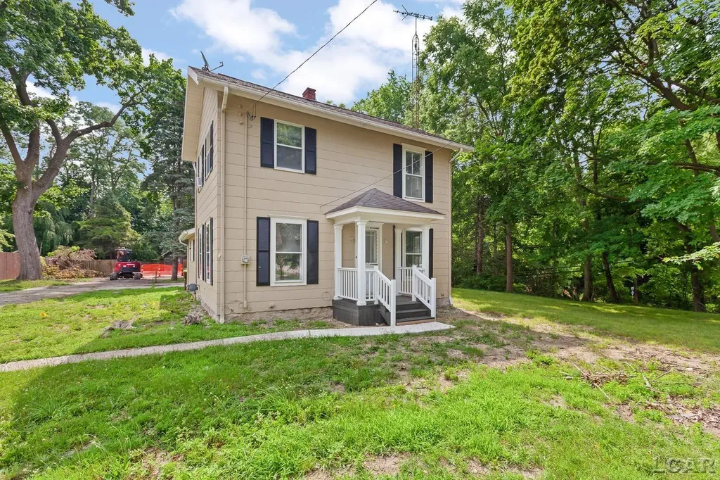 102 N Division Street Tecumseh City MI 49286