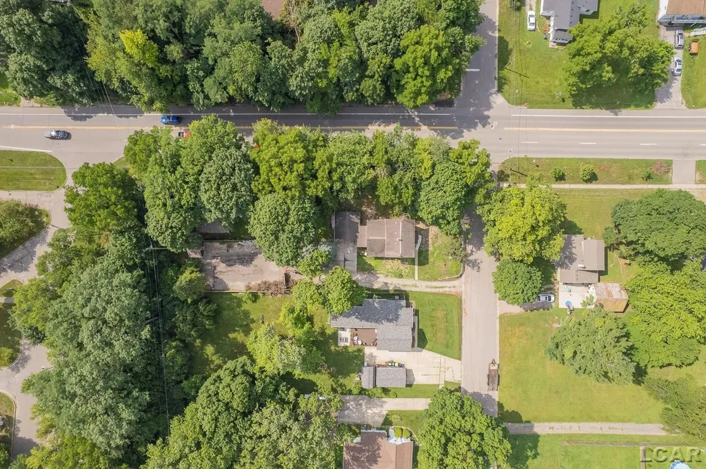 102 N Division Street Tecumseh City MI 49286