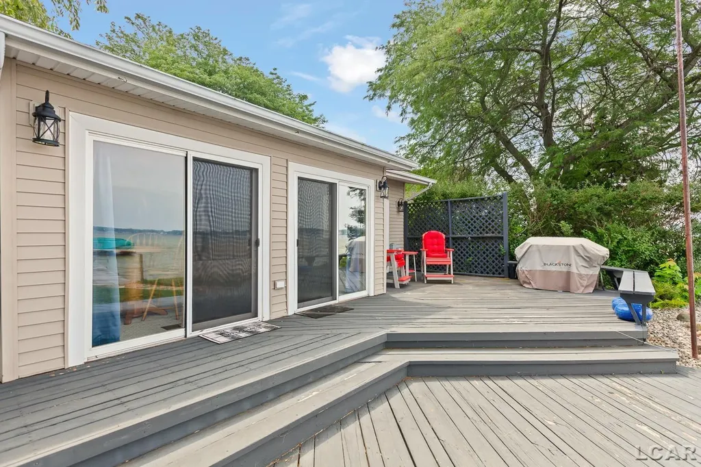 2792 Round Lake Highway Rollin Township MI 49253