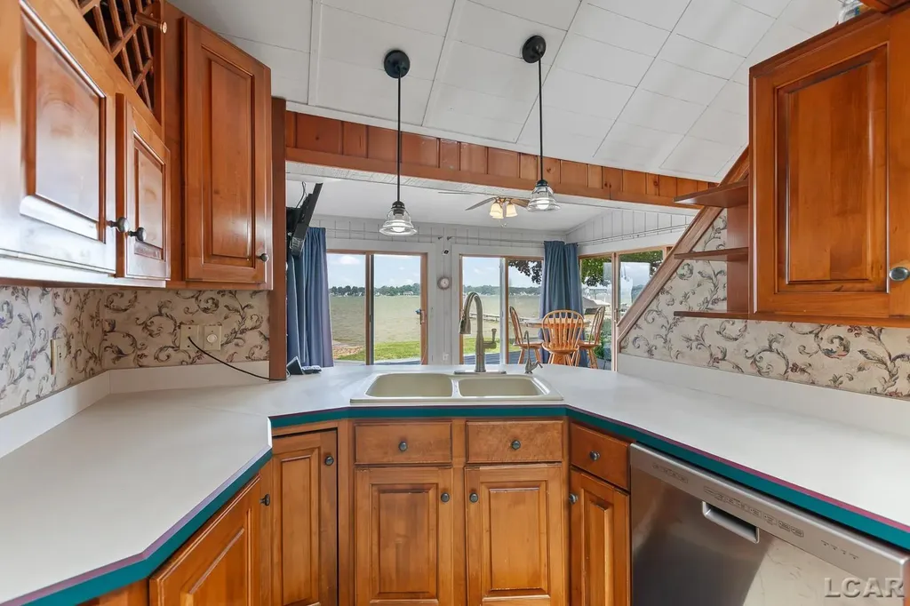 2792 Round Lake Highway Rollin Township MI 49253