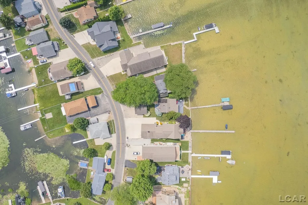 2792 Round Lake Highway Rollin Township MI 49253