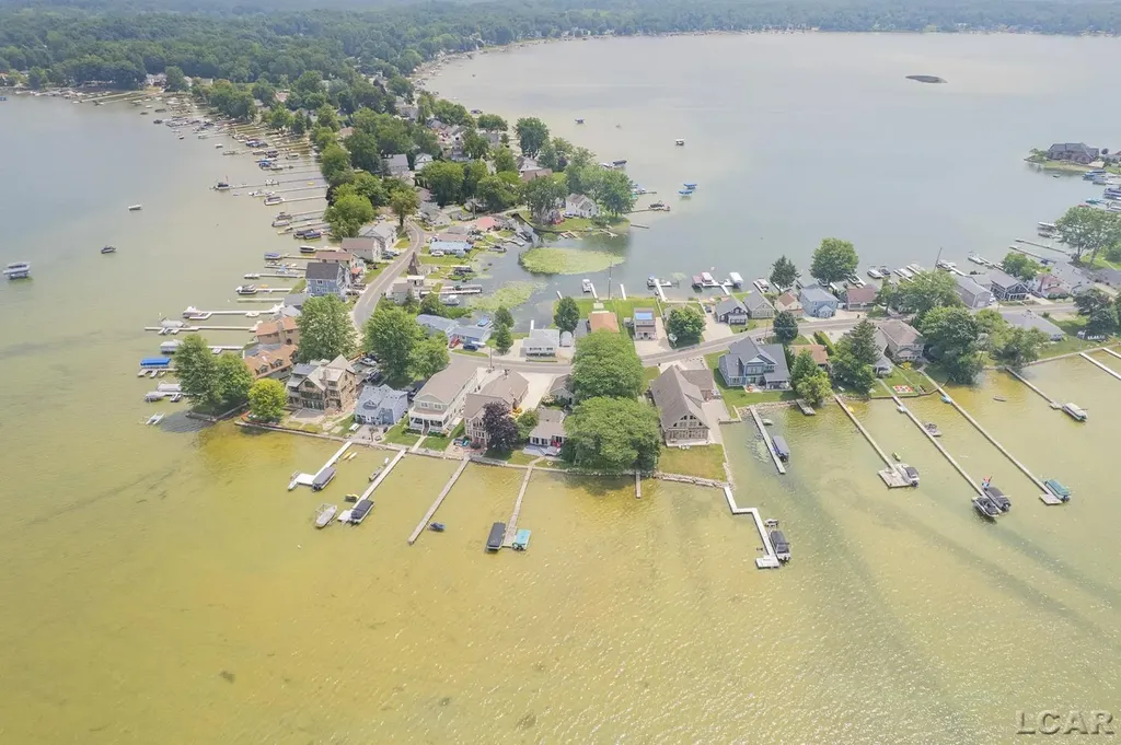 2792 Round Lake Highway Rollin Township MI 49253