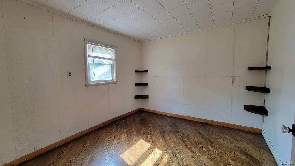 751 James Street Adrian City MI 49221
