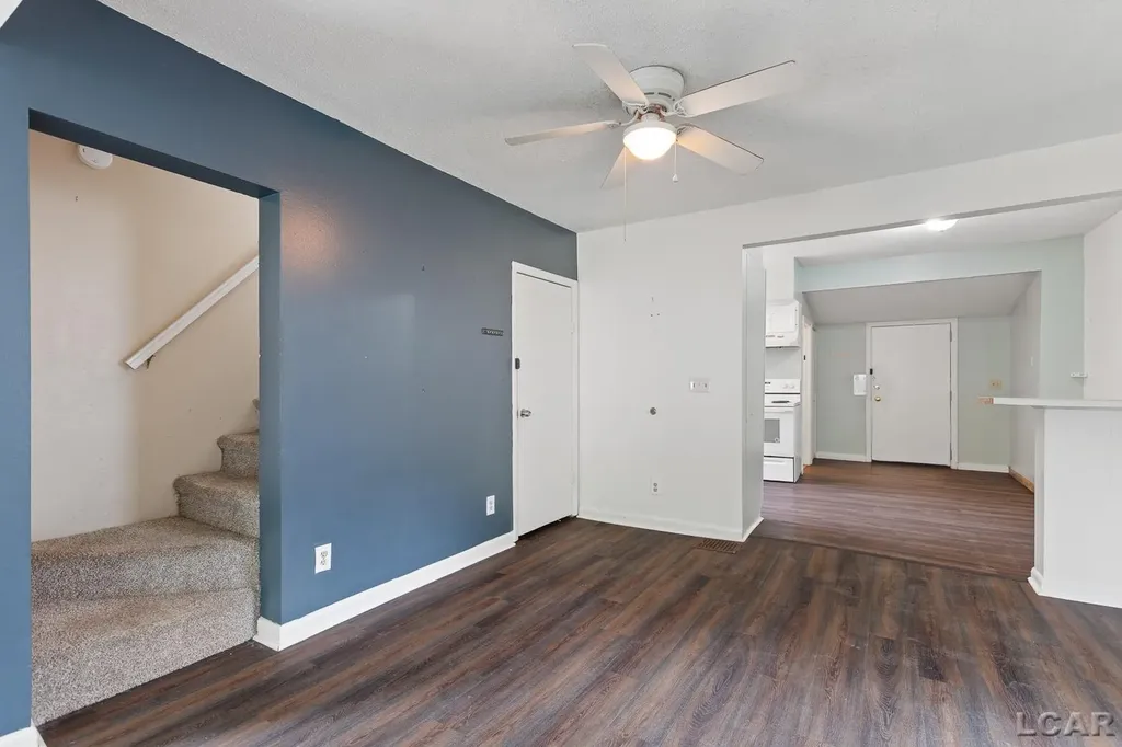 124 Bent Oak Avenue Adrian City MI 49221