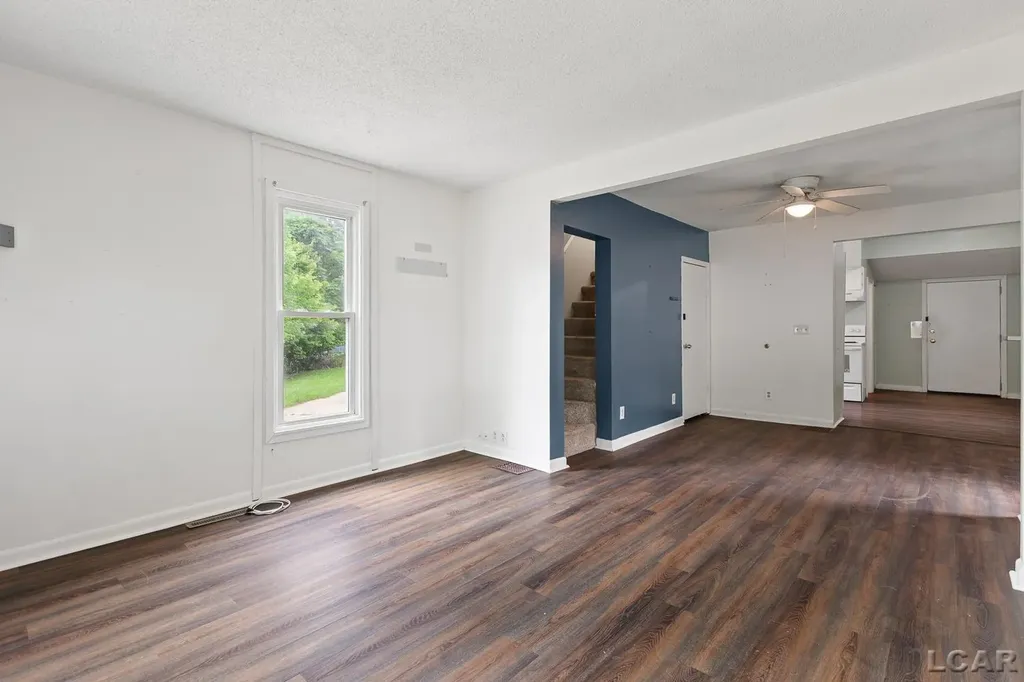 124 Bent Oak Avenue Adrian City MI 49221