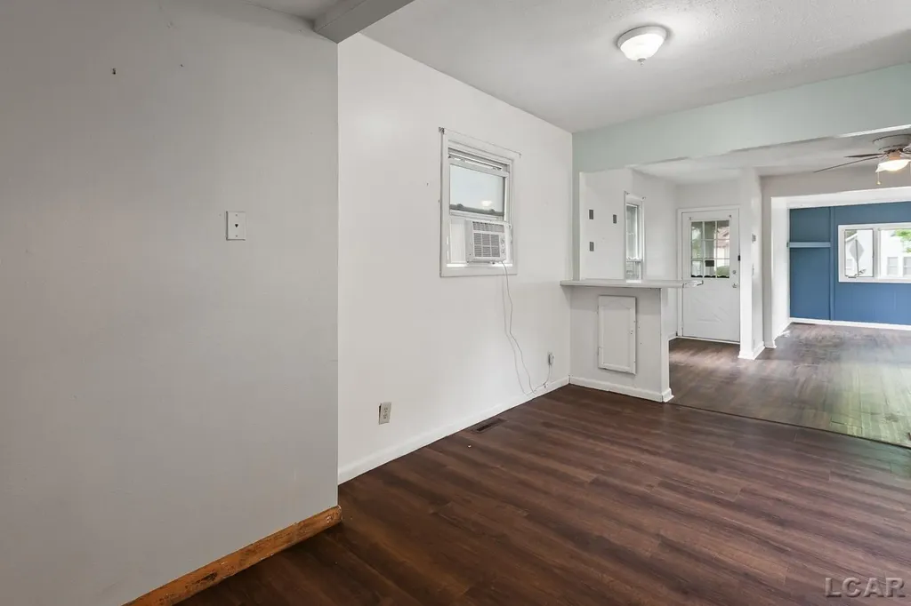 124 Bent Oak Avenue Adrian City MI 49221