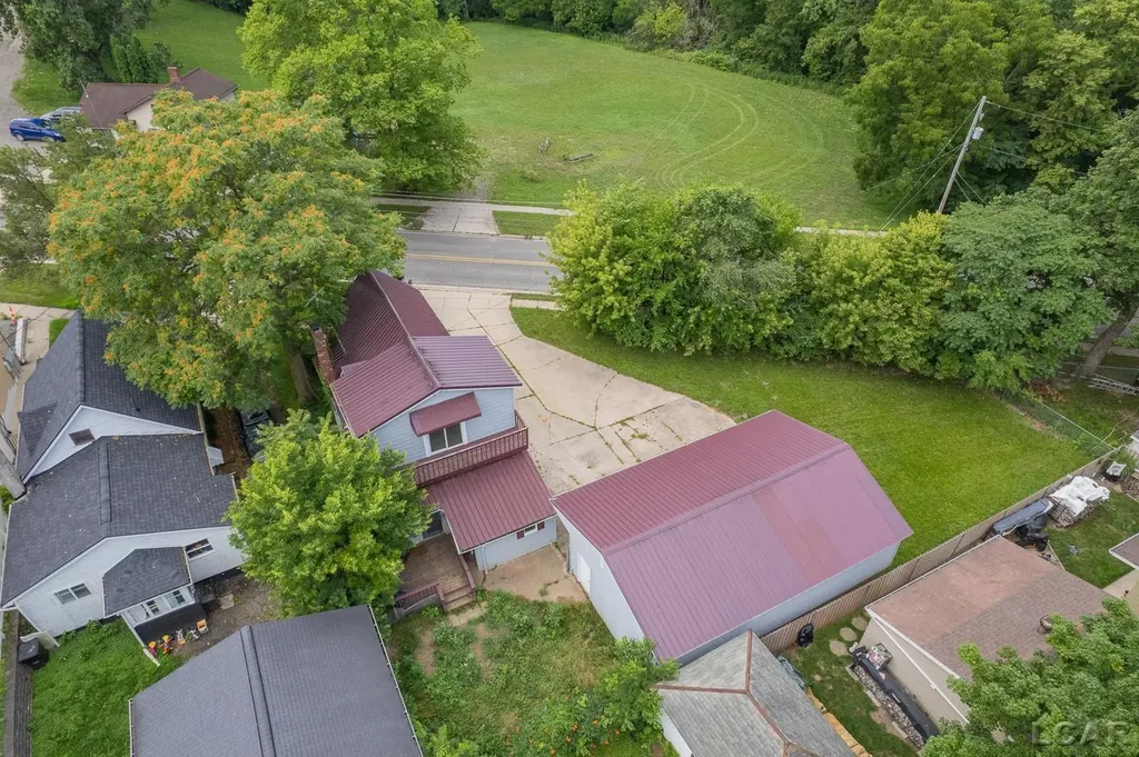 124 Bent Oak Avenue Adrian City MI 49221