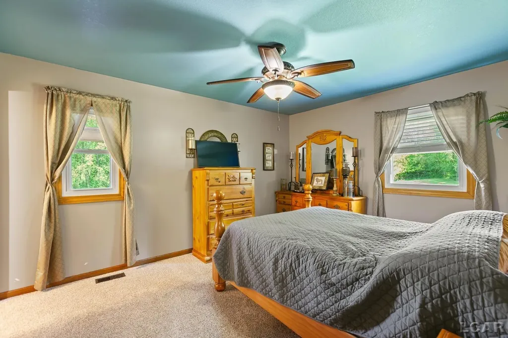 5802 Rogers Highway Raisin Township MI 49286