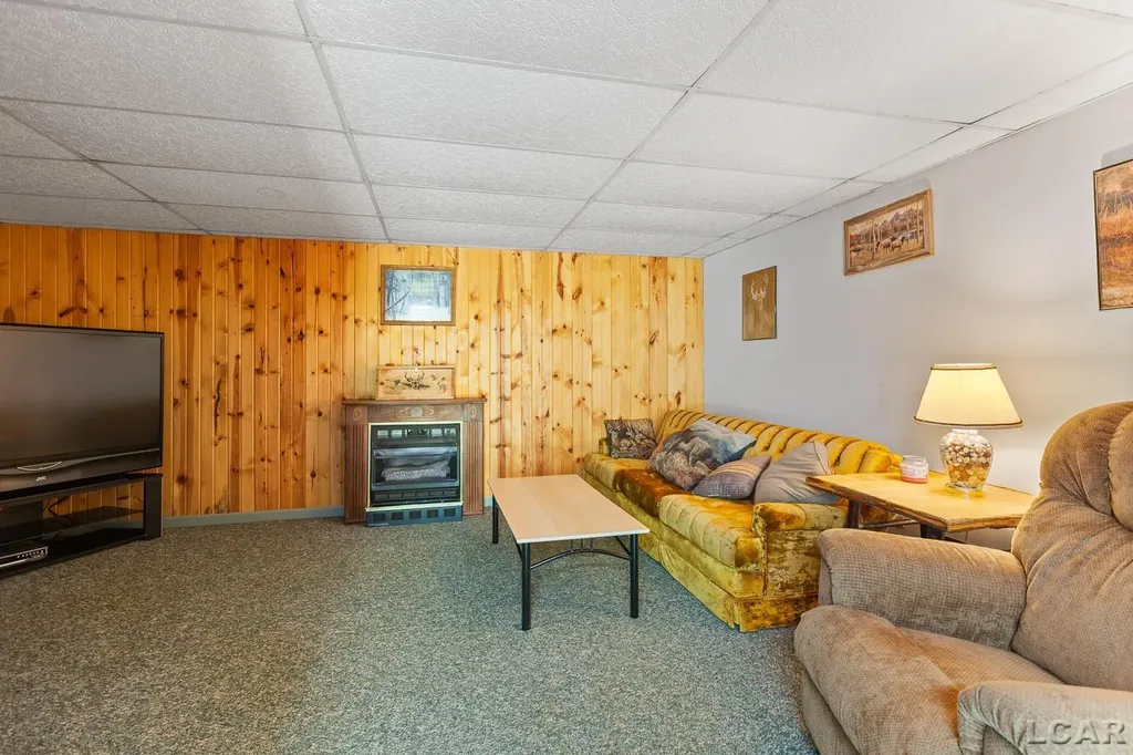 5802 Rogers Highway Raisin Township MI 49286