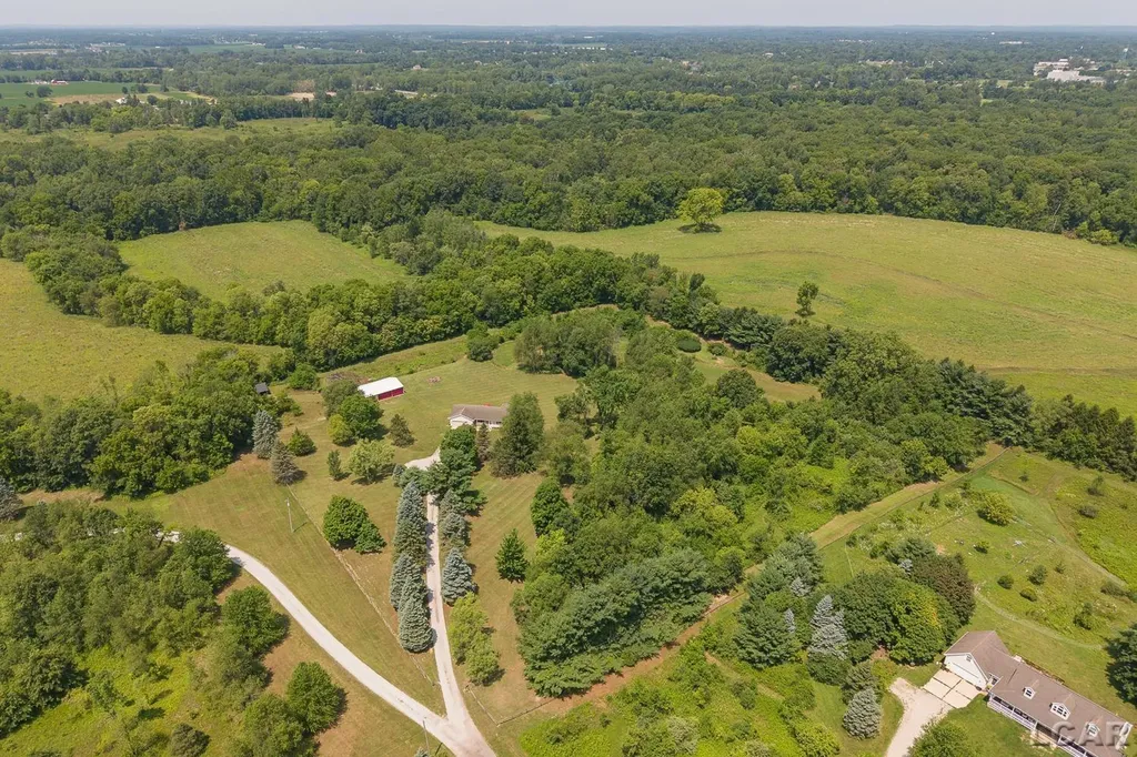 5802 Rogers Highway Raisin Township MI 49286