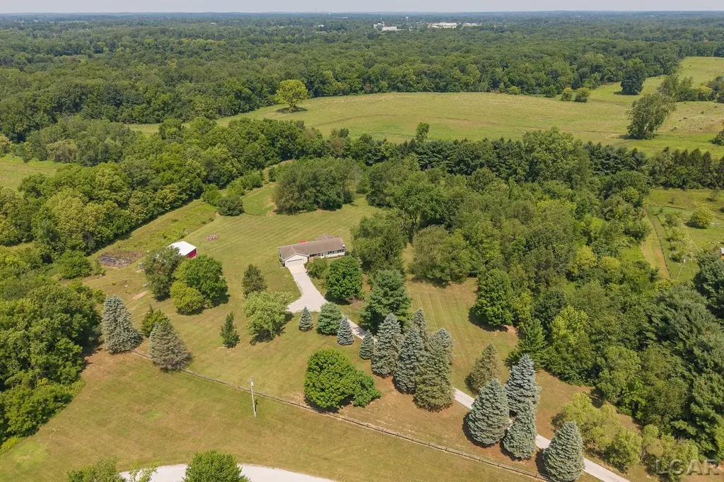 5802 Rogers Highway Raisin Township MI 49286