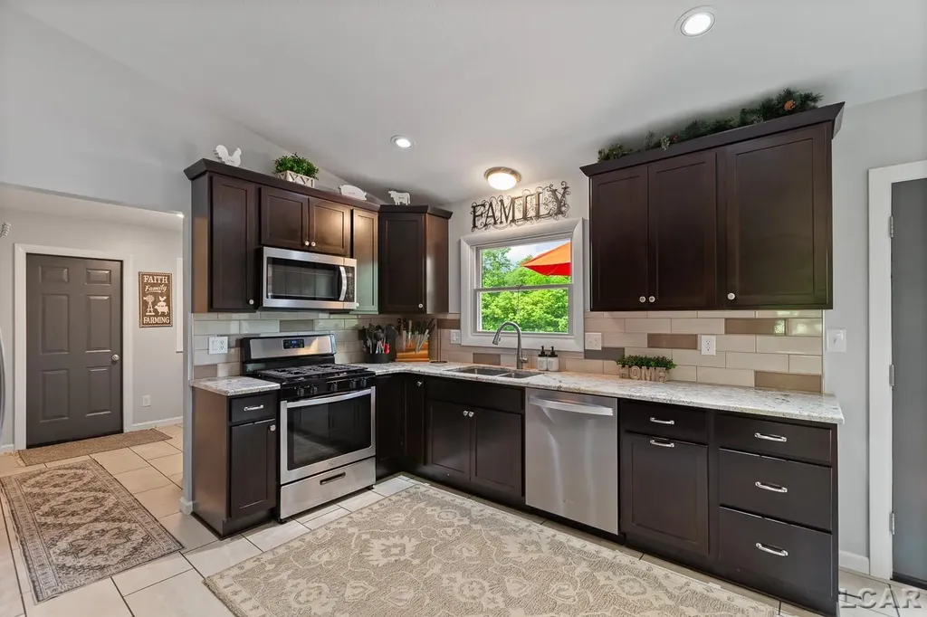 5802 Rogers Highway Raisin Township MI 49286