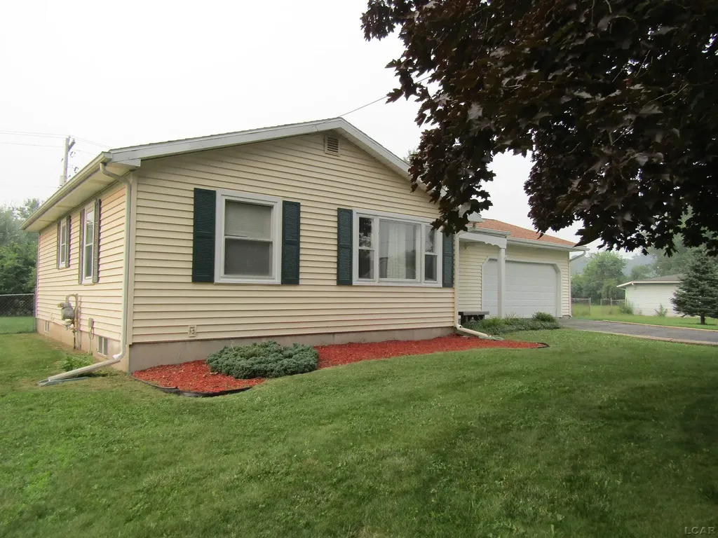 1109 Jane Street Tecumseh City MI 49286