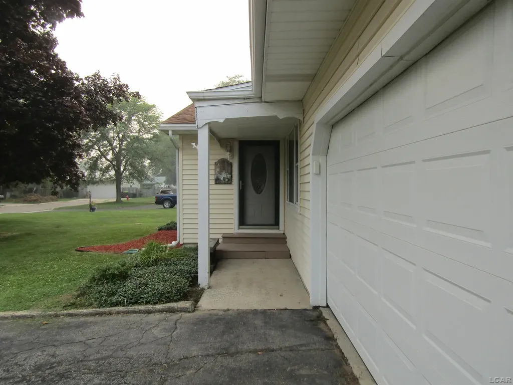1109 Jane Street Tecumseh City MI 49286
