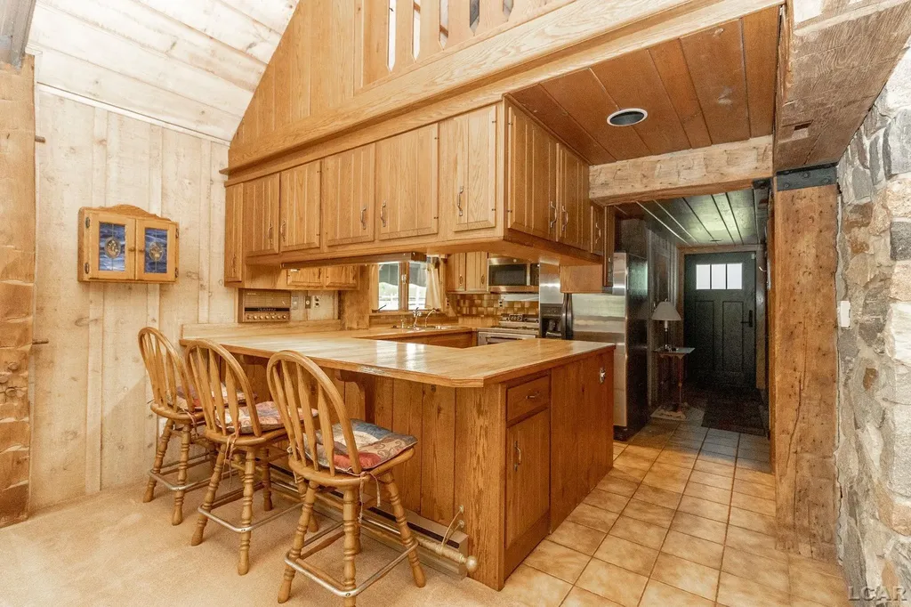11726 Killarney Hwy Highway Cambridge Township MI 49230