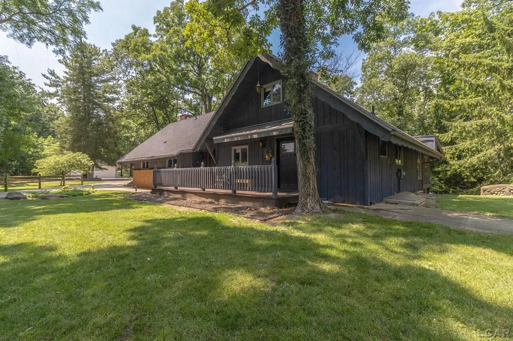 11726 Killarney Hwy Highway Cambridge Township MI 49230