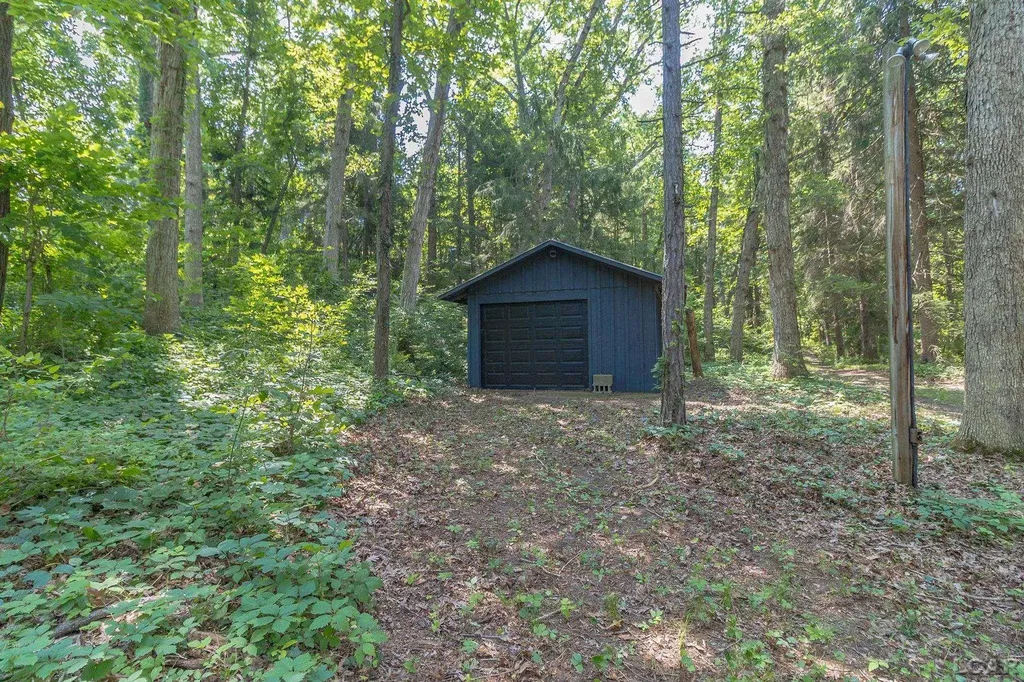 11726 Killarney Hwy Highway Cambridge Township MI 49230